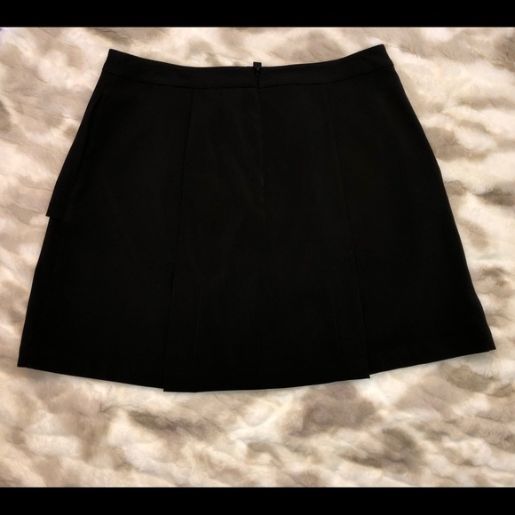 Black A line skirt - Picture 2 of 3